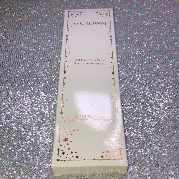 👸🏽🆕👸🏽Crown All Eyes On You 5pc Luxe Brush Set - Picture 4 of 6